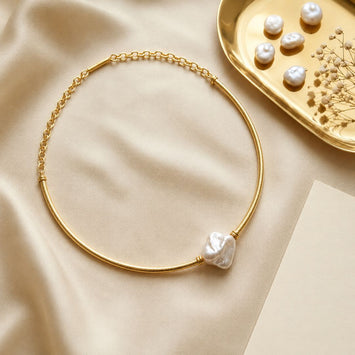 Baroque Pearl Hasli Necklace Elegant Gold Tone Statement Necklace