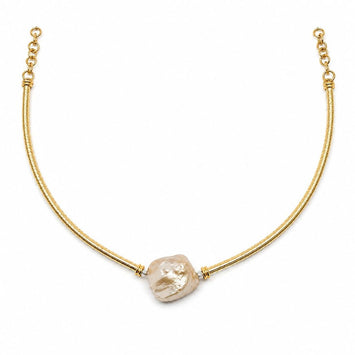 Baroque Pearl Hasli Necklace Elegant Gold Tone Statement Necklace