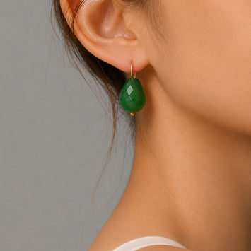 Bold Emerald Green Agate Beauty Earrings