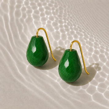 Bold Emerald Green Agate Beauty Earrings