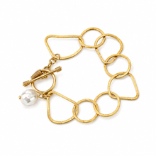Chunky Geometric Link Bracelet with Pearl Accent
